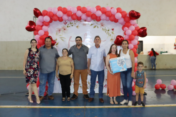 Foto - DIA DAS MÃES ARCO-ÍRIS 2025