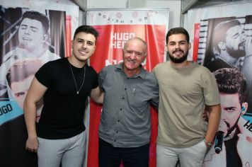 Foto - Hugo e Heitor - 26 Anos Arco-Íris 