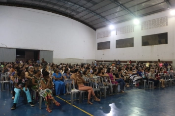 Foto - Uma noite preparada com muito carinho para homenagear aquelas que representam amor, força, dedicação e cuidado todos os dias. 
