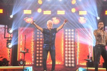 Foto - SHOW MATO GROSSO E MATHIAS, E DJ KARINA CONECHU