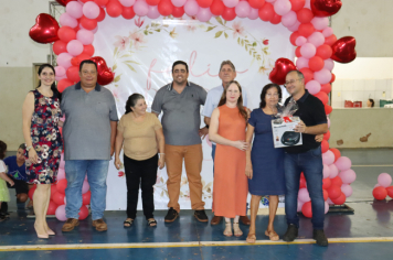 Foto - DIA DAS MÃES ARCO-ÍRIS 2025