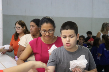 Foto - DIA DAS MÃES ARCO-ÍRIS 2025