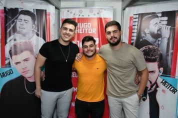 Foto - Hugo e Heitor - 26 Anos Arco-Íris 