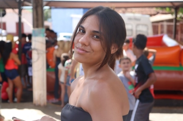 Foto - NATAL DAS CRIANÇAS - ARCO-ÍRIS