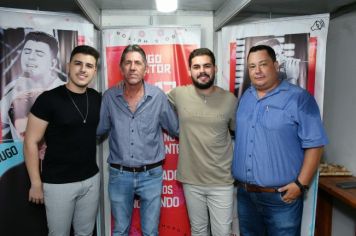 Foto - Hugo e Heitor - 26 Anos Arco-Íris 