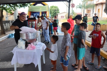 Foto - NATAL DAS CRIANÇAS - ARCO-ÍRIS