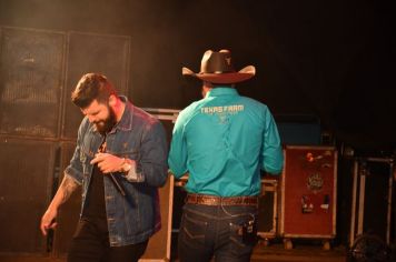 Foto - Hugo e Heitor - 26 Anos Arco-Íris 