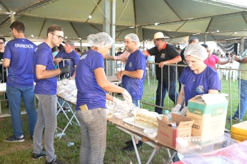 Foto - Comemoração dos 29 anos de Emancipação Política de Arco-Íris.