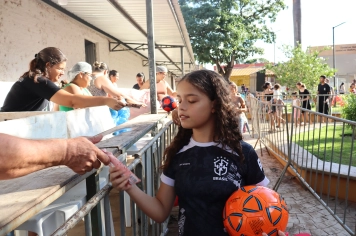Foto - NATAL DAS CRIANÇAS - ARCO-ÍRIS