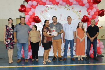 Foto - DIA DAS MÃES ARCO-ÍRIS 2025