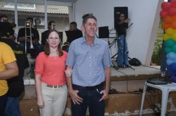 Foto - CARRETA IMPÉRIO, APRESENTAÇÃO DA BANDA MUNICIPAL E A DISTRIBUIÇÃO DO BOLO