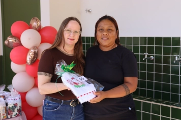 Foto - Uma tarde preparada com muito carinho para homenagear aquelas que representam amor, força, sabedoria e dedicação todos os dias. 